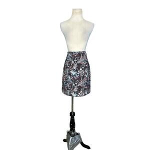 H&M black red floral jacquard mini skirt size 6